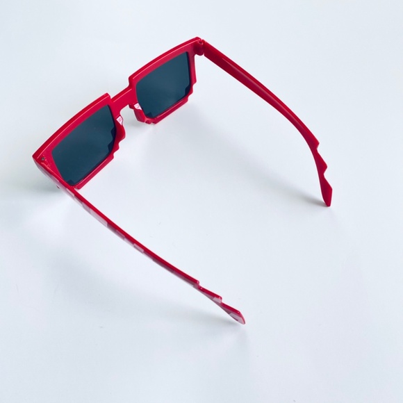 Red Sunglasses Mosaic Square Thug - Picture 2 of 5